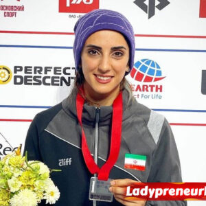Tanding di Luar Negeri Tanpa Hijab, Atlet Panjat Tebing Iran Disebut 'Pahlawan'